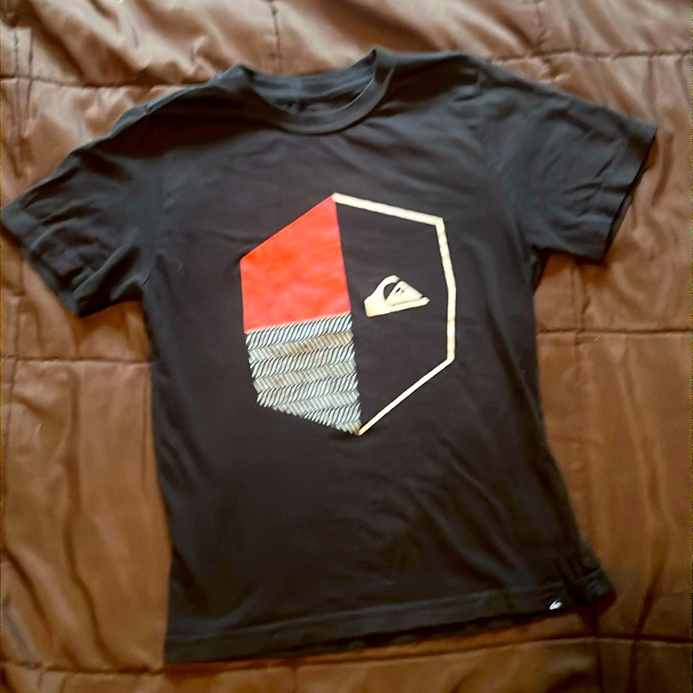 Small boys Quicksilver tee shirt